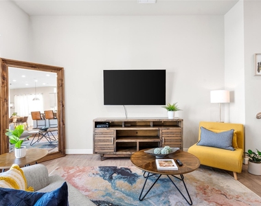 2110 Stuart Street - Photo Thumbnail 11