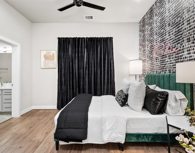 2110 Stuart Street - Photo Thumbnail 18