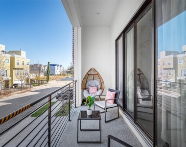 2110 Stuart Street - Photo Thumbnail 13