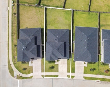 27607 Hudson Sands Lane - Photo Thumbnail 2