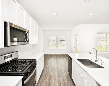27607 Hudson Sands Lane - Photo Thumbnail 9