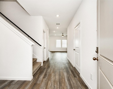 27607 Hudson Sands Lane - Photo Thumbnail 4