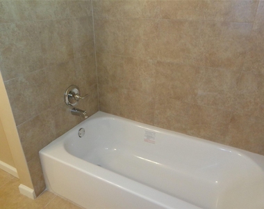 2735 Manila Lane - Photo Thumbnail 16