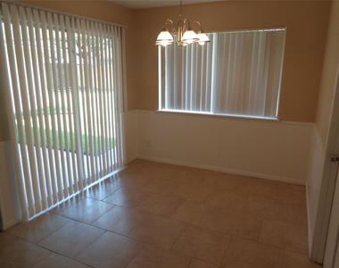 2735 Manila Lane - Photo Thumbnail 10