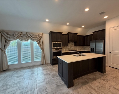 3319 Sky Run Court - Photo Thumbnail 25