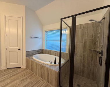 3319 Sky Run Court - Photo Thumbnail 40