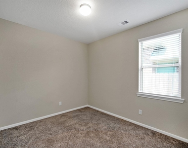 187 Buckeye Drive - Photo Thumbnail 21