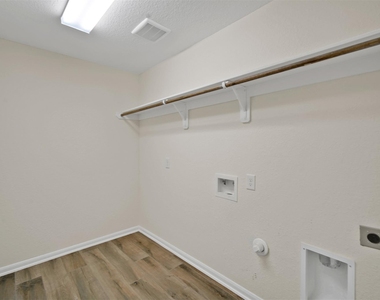 187 Buckeye Drive - Photo Thumbnail 19
