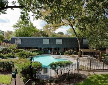 9029 Gaylord Drive - Photo Thumbnail 2
