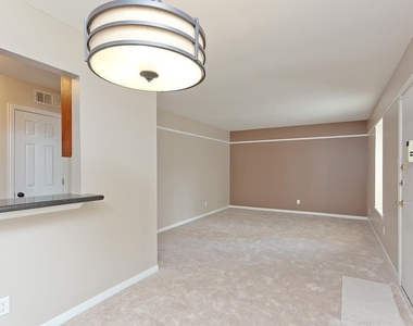 9029 Gaylord Drive - Photo Thumbnail 5