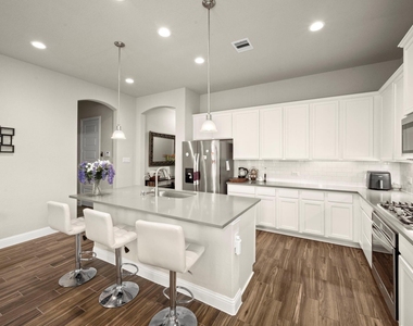 10054 Black Maple Drive - Photo Thumbnail 7