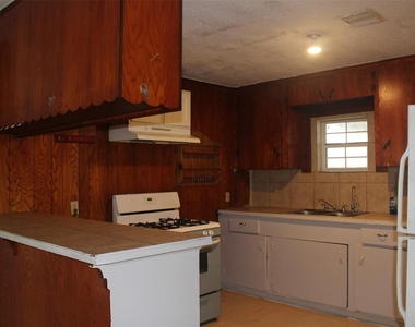 5726 Gardendale Drive - Photo Thumbnail 3