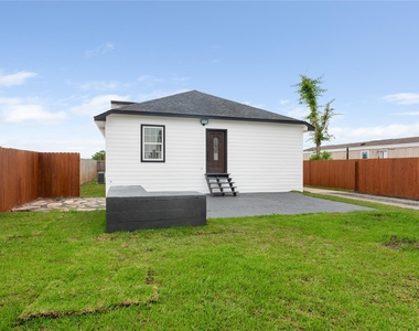 1244 Road 5705 - Photo Thumbnail 5