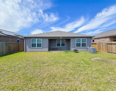 332 Lone Mountain Drive - Photo Thumbnail 23