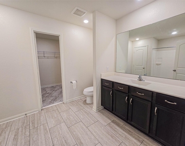 332 Lone Mountain Drive - Photo Thumbnail 12