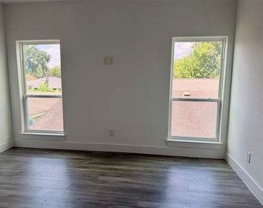 4436 Aledo Street - Photo Thumbnail 16