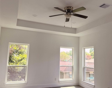 4436 Aledo Street - Photo Thumbnail 13