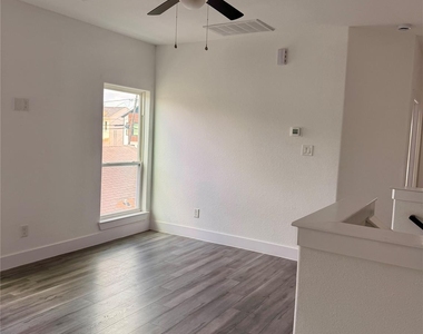 4436 Aledo Street - Photo Thumbnail 11