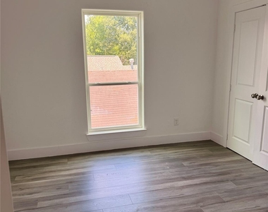 4436 Aledo Street - Photo Thumbnail 17