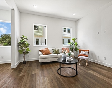 6532 Goldspier Street - Photo Thumbnail 7