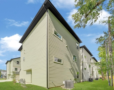 6532 Goldspier Street - Photo Thumbnail 25