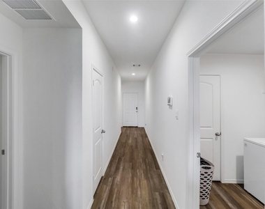 40519 Crisp Beech Street - Photo Thumbnail 3