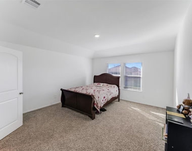 40519 Crisp Beech Street - Photo Thumbnail 21