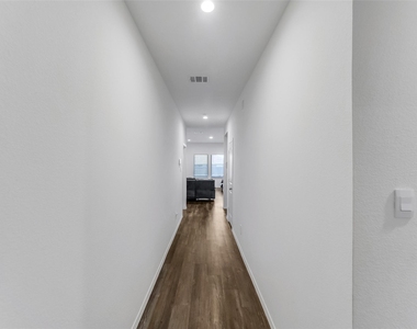 40519 Crisp Beech Street - Photo Thumbnail 6