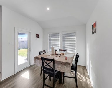 40519 Crisp Beech Street - Photo Thumbnail 17