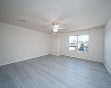12934 Kingston Point Lane - Photo Thumbnail 12