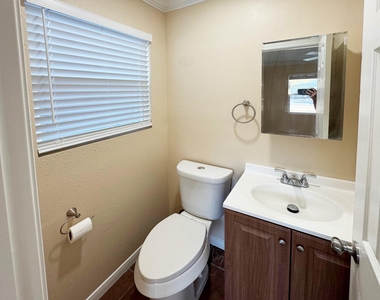 3238 Texas Avenue - Photo Thumbnail 9