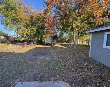 3238 Texas Avenue - Photo Thumbnail 12
