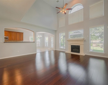 25907 Pebble Terrane Lane - Photo Thumbnail 10