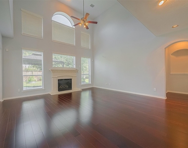 25907 Pebble Terrane Lane - Photo Thumbnail 8