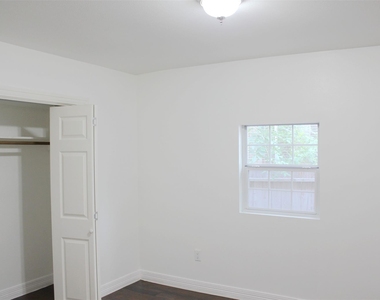 4416 Holt Street - Photo Thumbnail 13