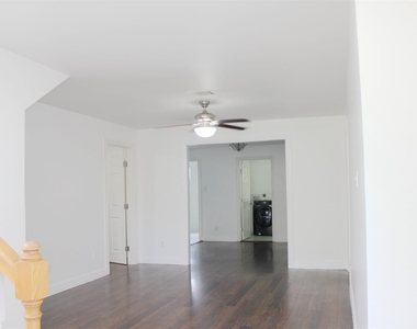 4416 Holt Street - Photo Thumbnail 3