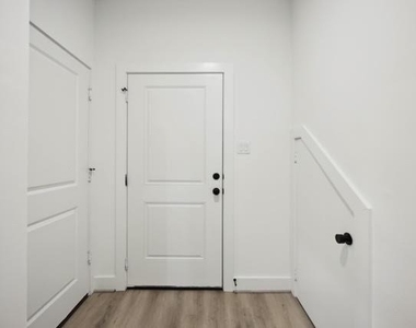 4607 Indie Heights Lane - Photo Thumbnail 16