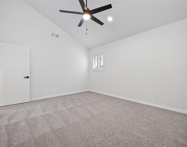 5830 Yarwell Drive - Photo Thumbnail 32