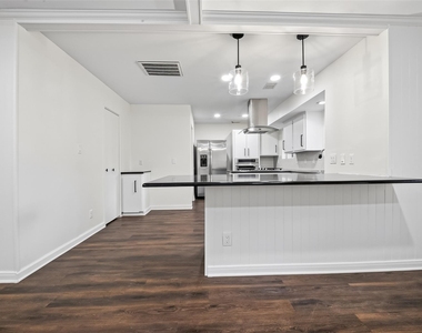 5830 Yarwell Drive - Photo Thumbnail 15