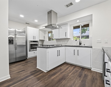 5830 Yarwell Drive - Photo Thumbnail 9