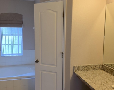 1179 Santa Fe Street Se - Photo Thumbnail 5
