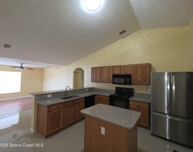 1179 Santa Fe Street Se - Photo Thumbnail 3