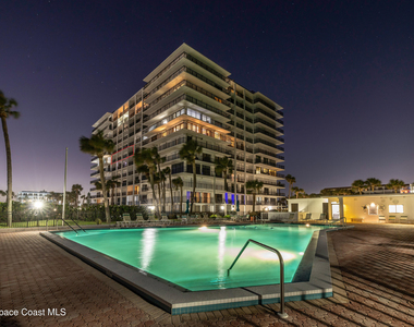 2100 N Atlantic Avenue - Photo Thumbnail 2