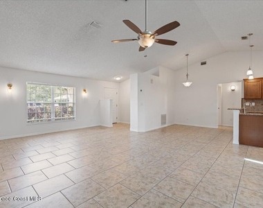 816 Hunters Creek Drive - Photo Thumbnail 4