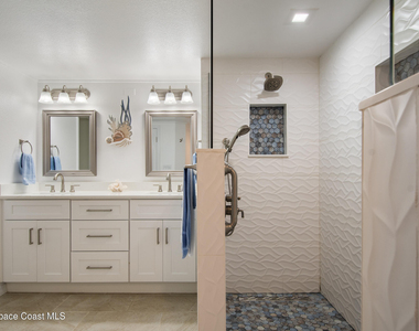 8700 Ridgewood Avenue - Photo Thumbnail 34