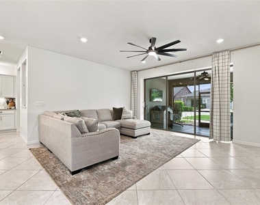 12846 Payton Street - Photo Thumbnail 16