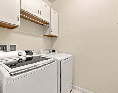 12846 Payton Street - Photo Thumbnail 39