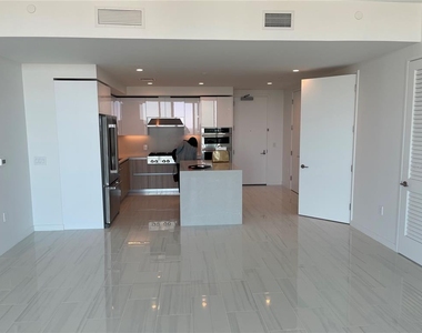 400 Central Avenue - Photo Thumbnail 16