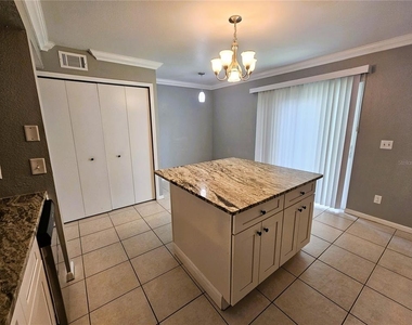 504 S Westland Avenue - Photo Thumbnail 9