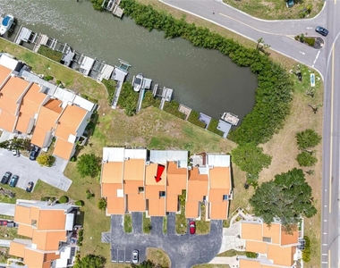 4306 Sunray Court - Photo Thumbnail 36